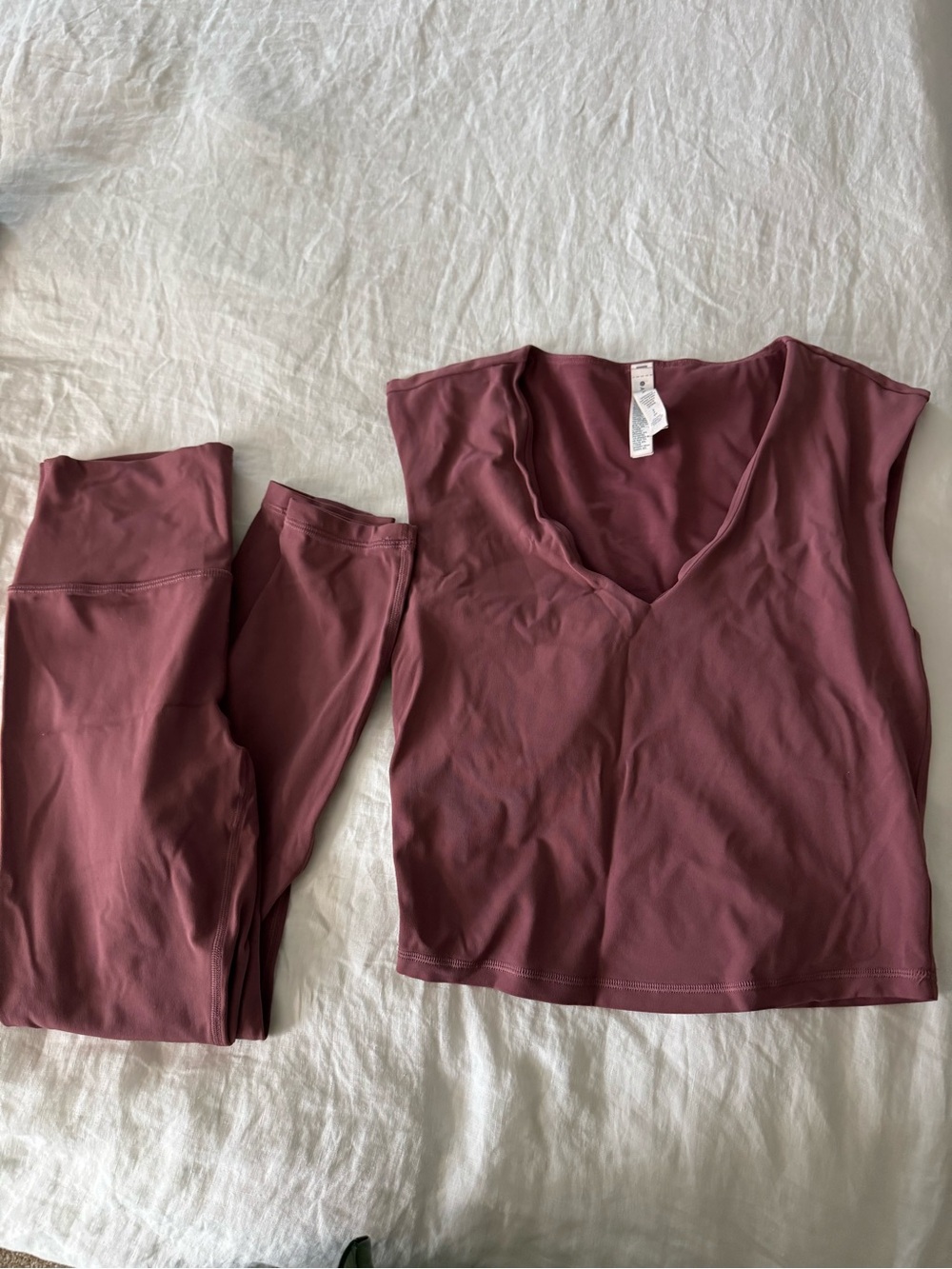 Athelta Workout Top and Legging Set in Mauve